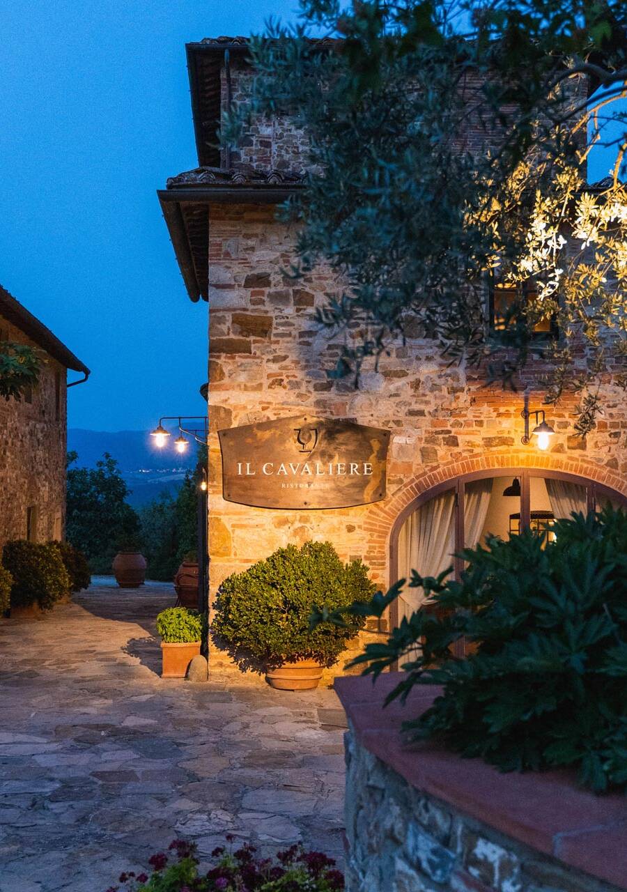 Tour & Gourmet Dinner